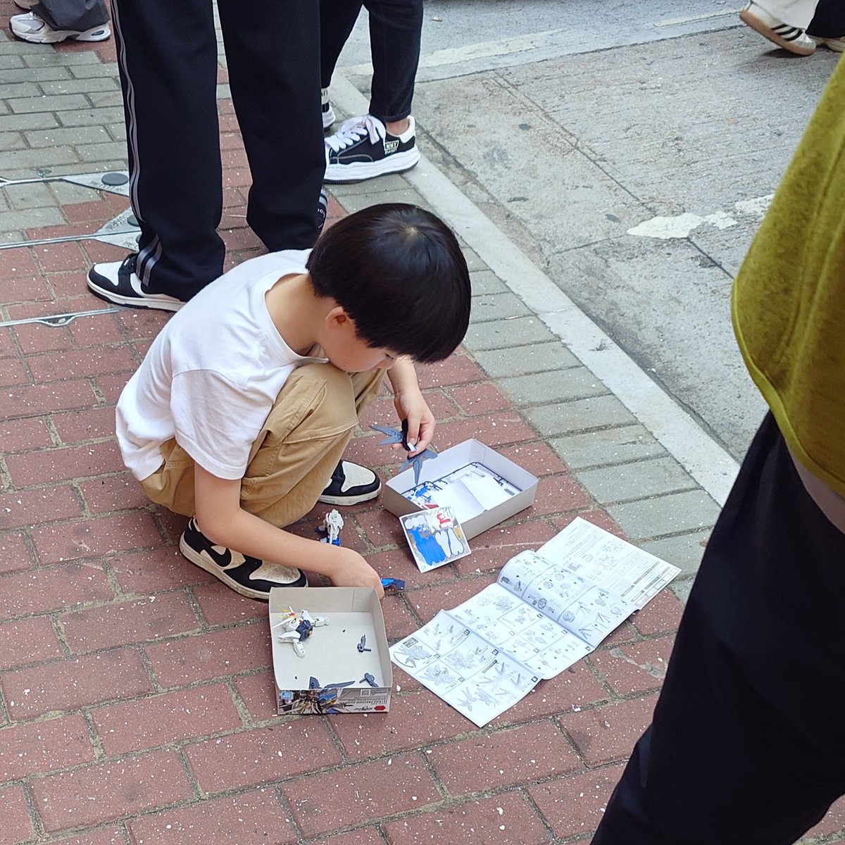 帶電泰雲斯 tweet media