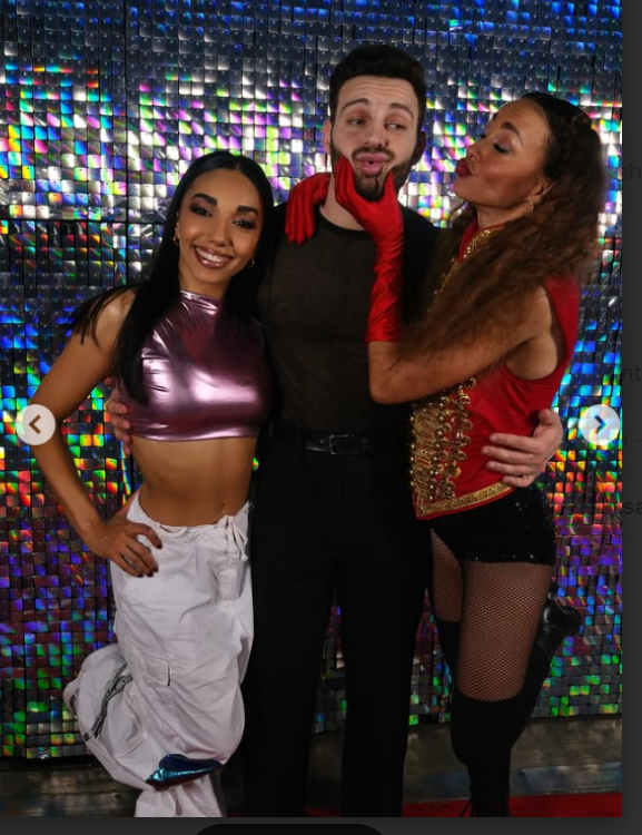 Anne Lillian tweet media