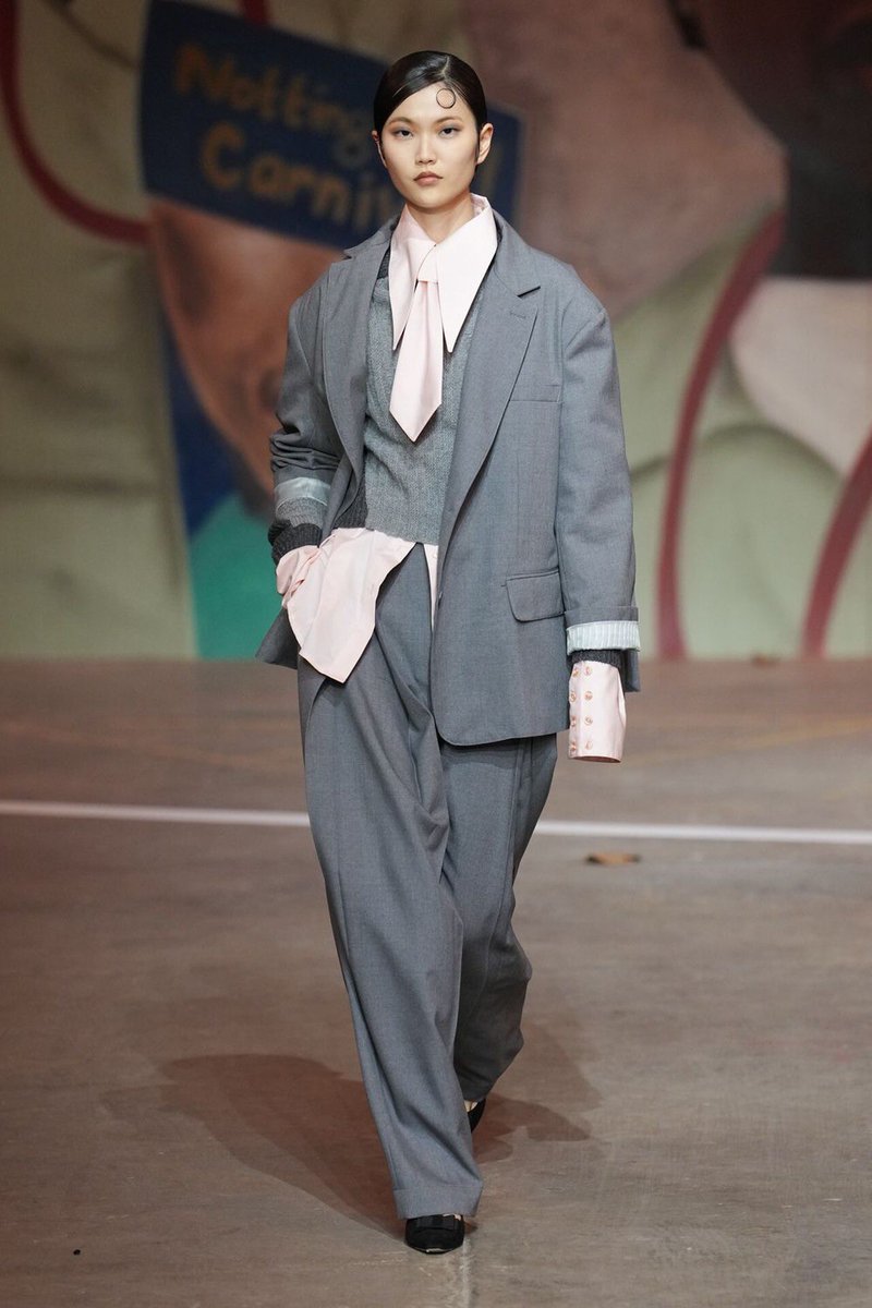 THE FASHION RESOURCE tweet media