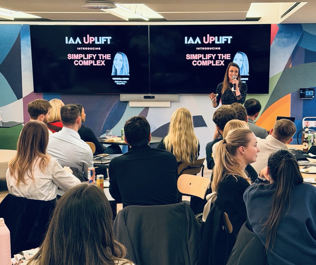 GingerMay tweet media