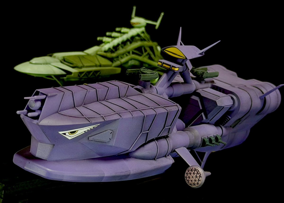hearyhat's tweet photo. 1/1700 チベ級重巡洋艦［パープルウィドウ］ 完成です
モデリングはFusion 印刷はsaturn8kです
他の船よりも構造が簡素なので1週間くらいできました～
エンジンノズルがいっぱいの艦尾がカッコイイ！
やっぱりムサイと艦隊を組ませると一番様になりますナ
#八展2026 初日に飾ります〜 https://t.co/PH9ILLYs38