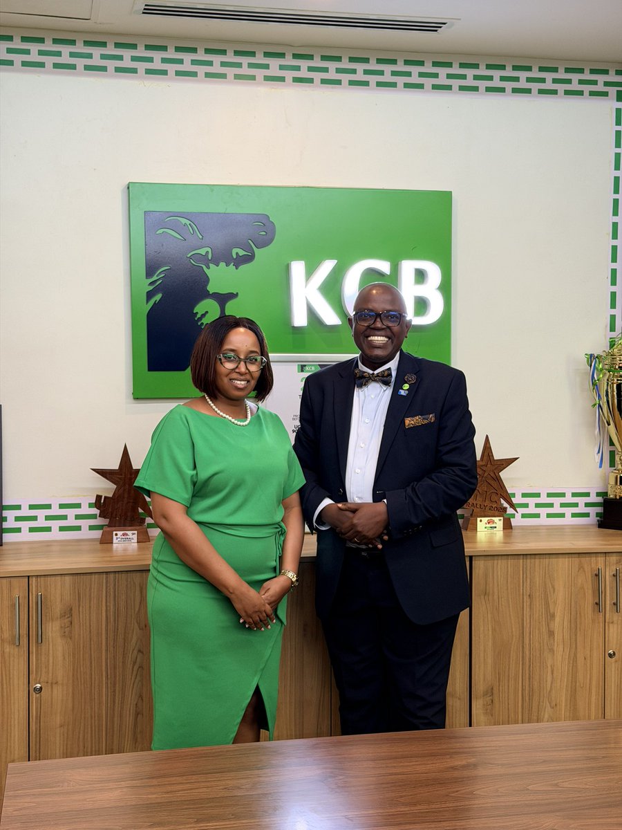 Evelyn Namara tweet media