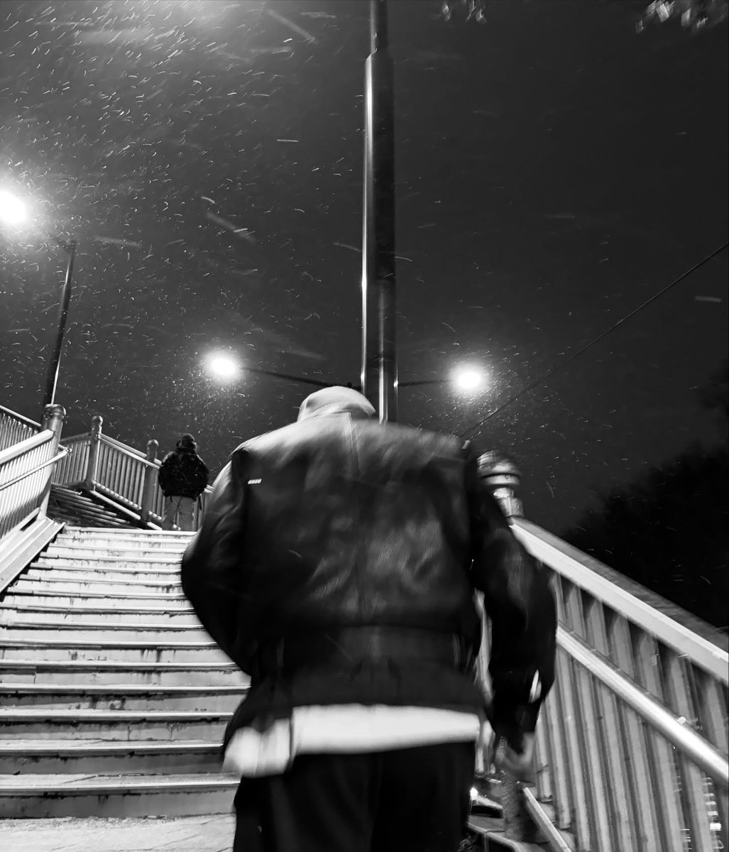 Auriland:) 非 ⓥ 💜ʟᴀʏᴏ(ꪜ)ᴇʀ📀 tweet media