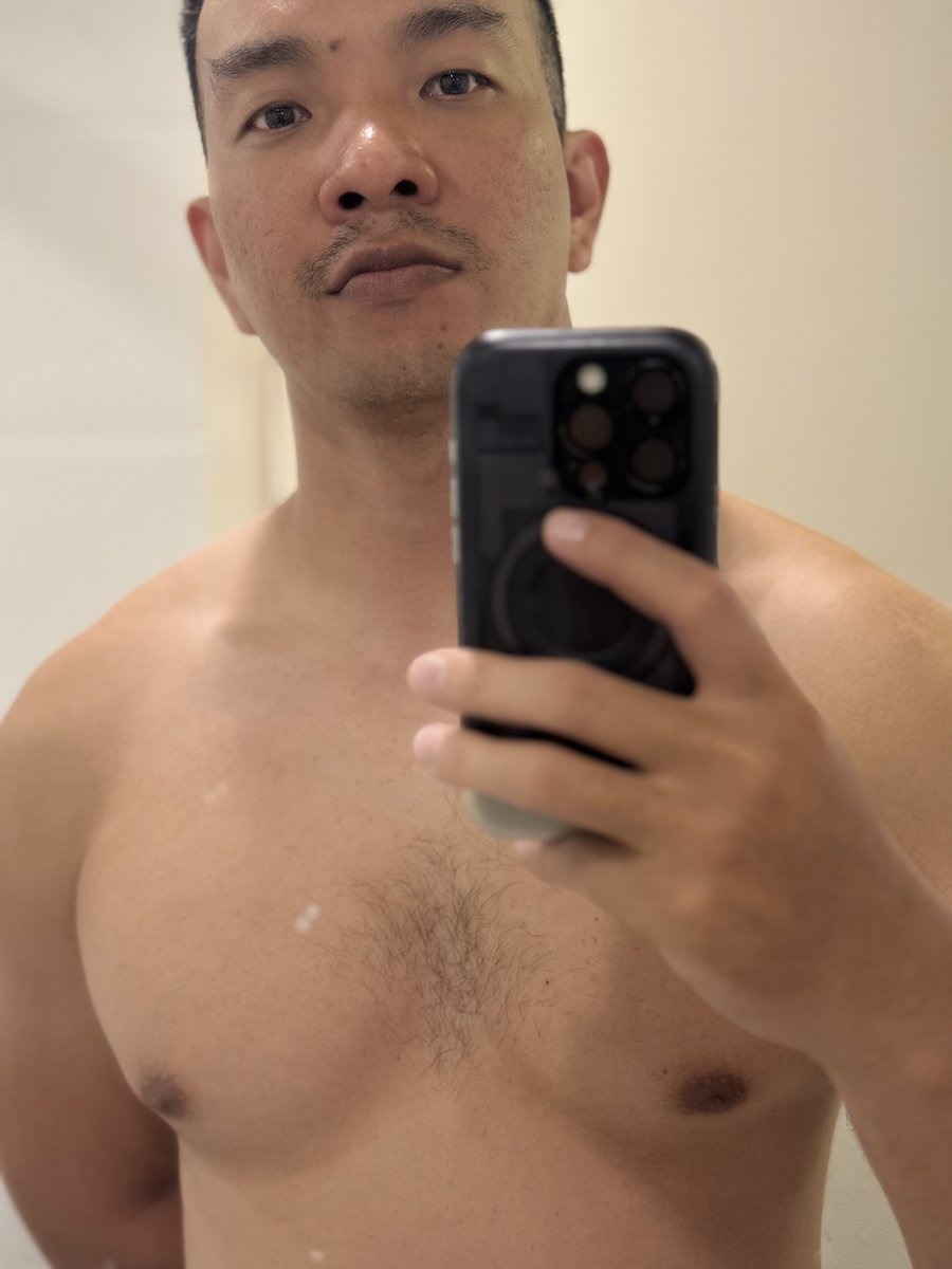 𝕙𝕦𝕤𝕝𝕚𝕧𝕖 tweet media