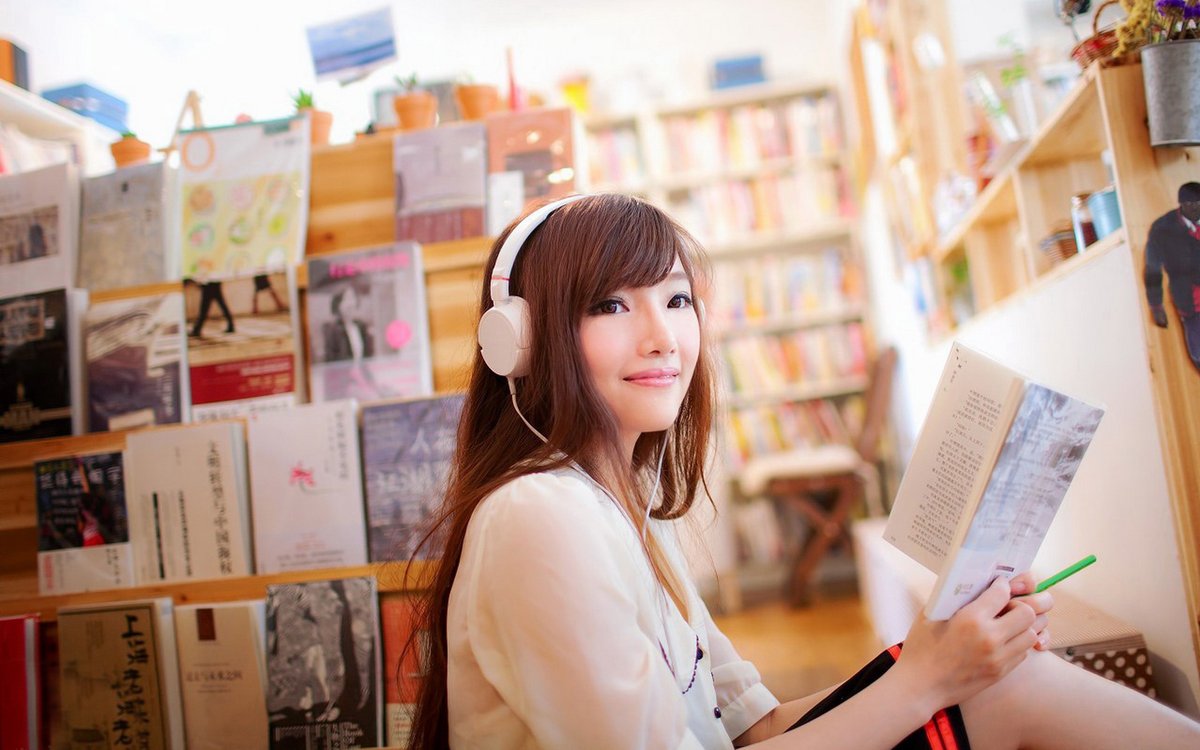 Devi36's tweet image. AI can analyze blockchain data to provide actionable insights.