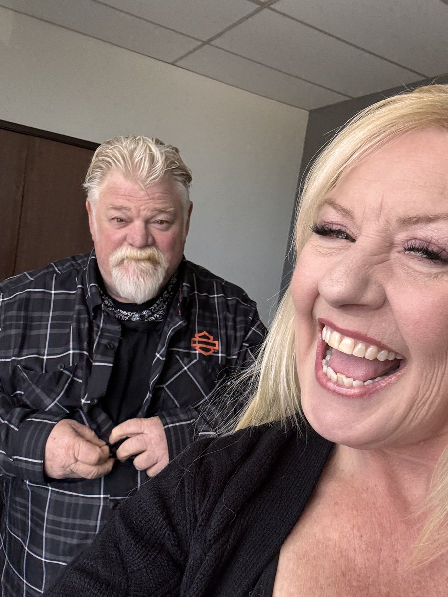 Dan Dotson on A&E tweet media