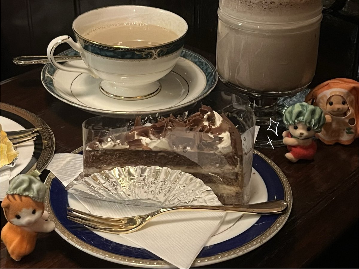 nyanderful_'s tweet photo. 友達と喫茶店でお喋り☕️💫 https://t.co/hYB13Z90Dv