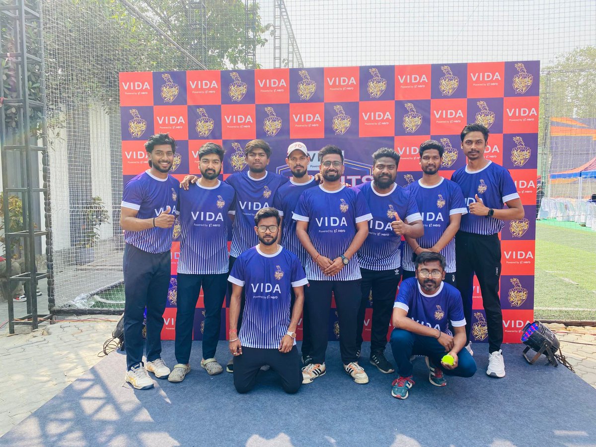 TeamSRKWarriors's tweet photo. Knight Warriors locked in and fired up! ⚔️

We play with heart. We play to win.

KORBO LORBO JEETBO RE!

#KnightWarriors @KKRiders @BeAKnightRider https://t.co/xP8segY8SW