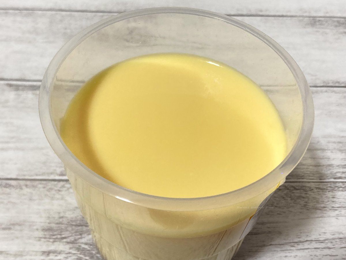 ローソンストア100 デカ盛りチャレンジ
カップヌードルみたいなサイズ感で一番楽しみだったデカ盛りプリン🍮プリンでお腹いっぱいになるのもなかなかできない経験。大きくても卵しっかり感じる濃厚さで美味しい
最終週のワンコイン弁当はハニーマスタードがおしゃれ！？な大きなチキンステーキ弁当