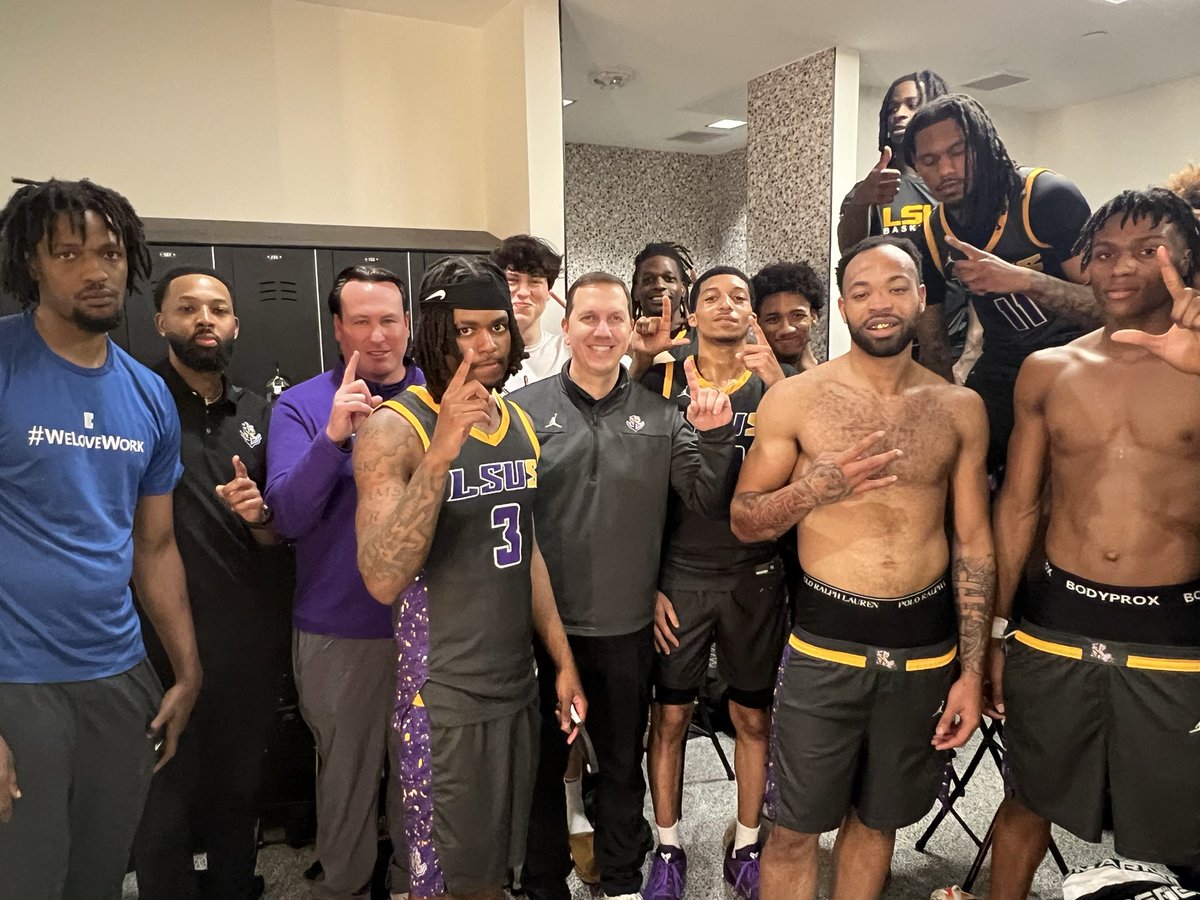 LSUS Basketball tweet media