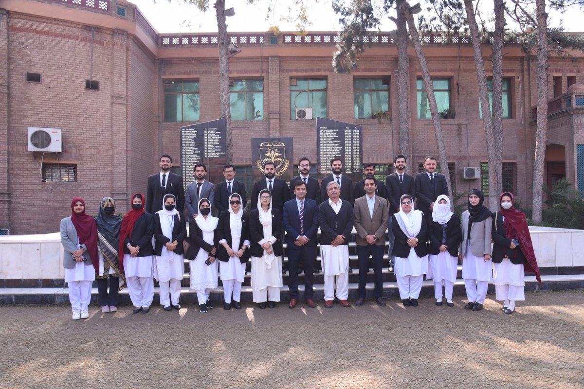 flame_nebuud9l's tweet photo. 1/3
Day Thirty-Three of Pre-Service Training 2026 at KPJA began with a session on High Court Rules &amp; Orders, reinforcing procedural clarity. #KPJA #JudicialTraining https://t.co/fbleJi2JTP