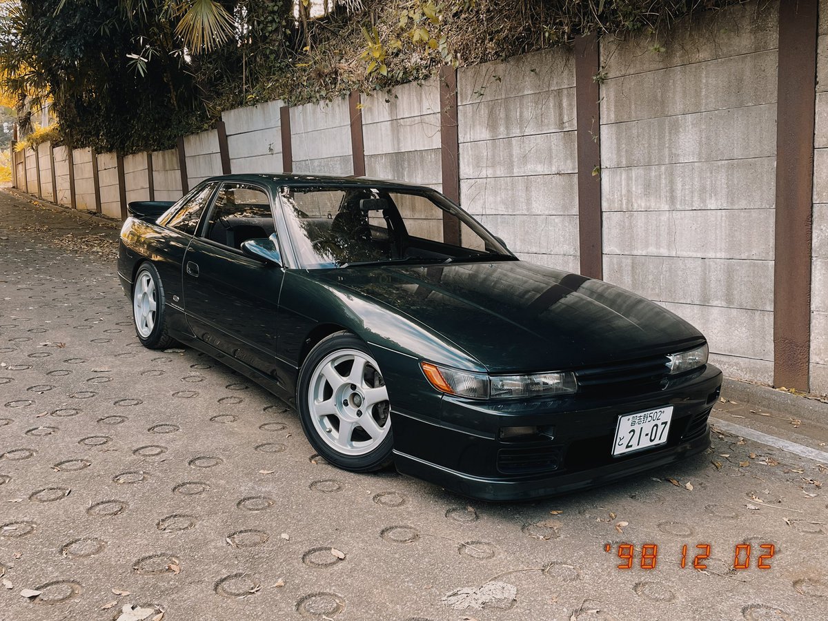 勝手に安くなって 時間と共に数が減って 値段が高くなって 希少になっ