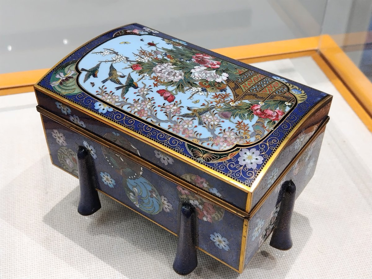 特別展 木下コレクション 春の工芸品セレクション】 ＼学芸員の