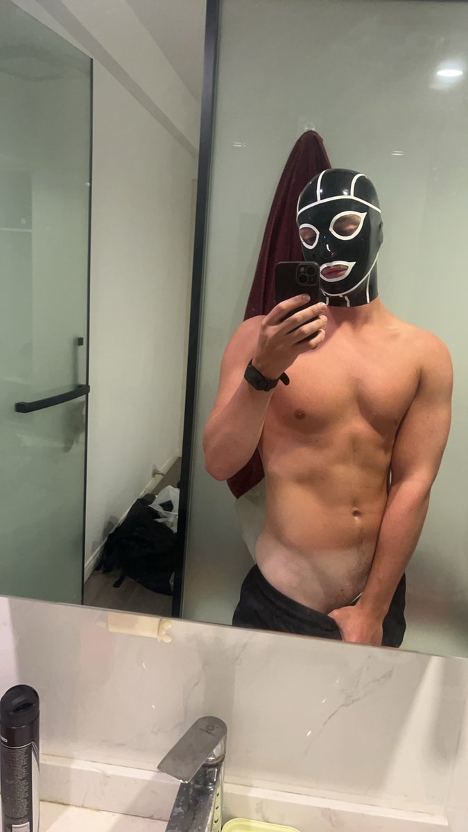 Riskyrubber tweet media