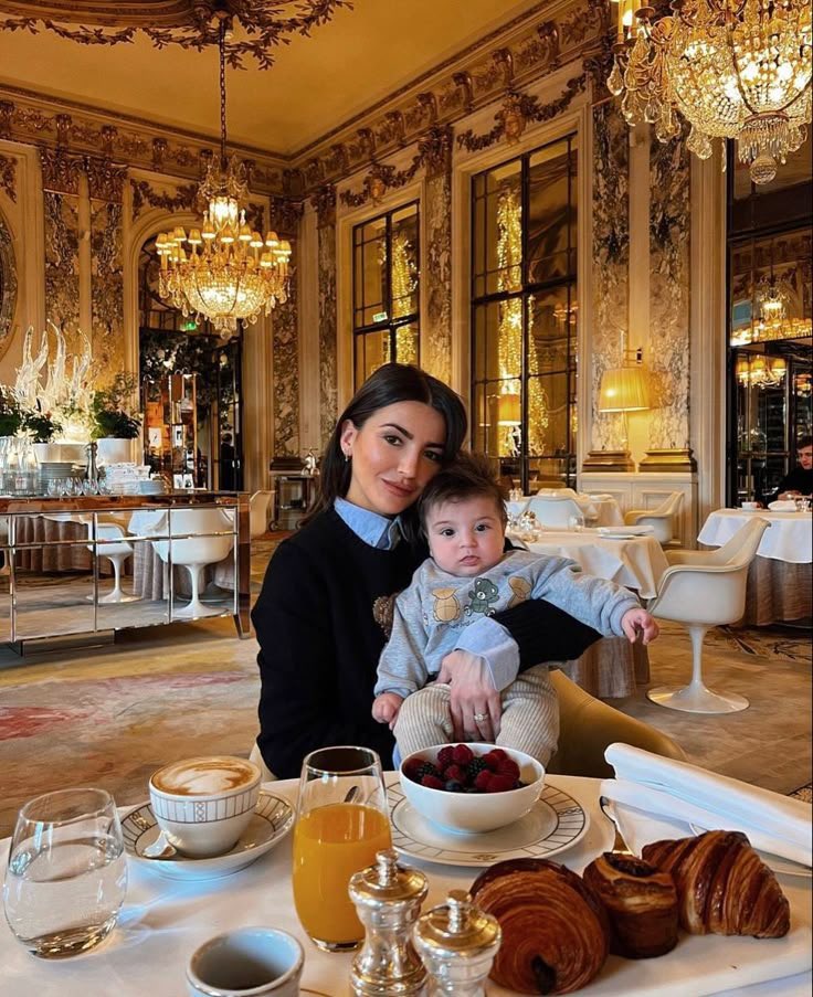 ceelune_'s tweet image. one day with the mini me