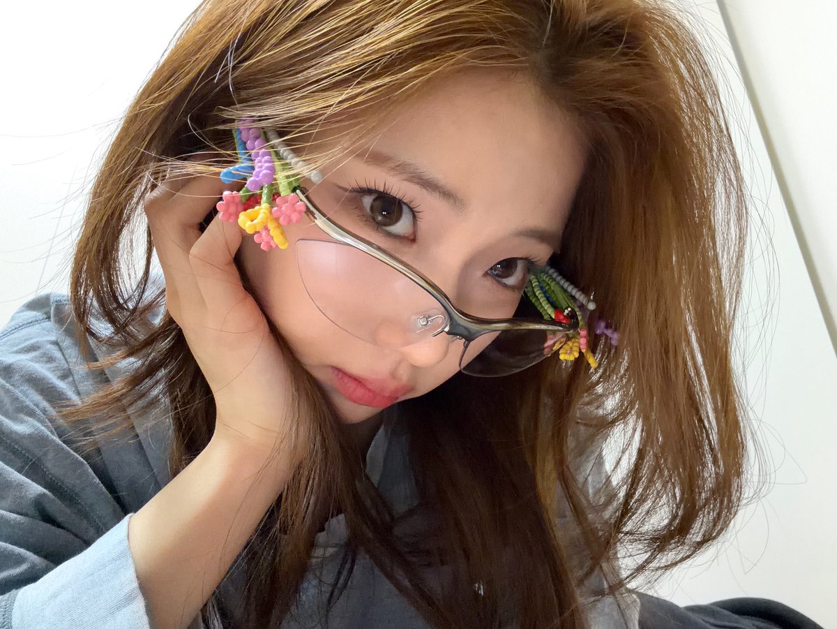 まーと tweet media