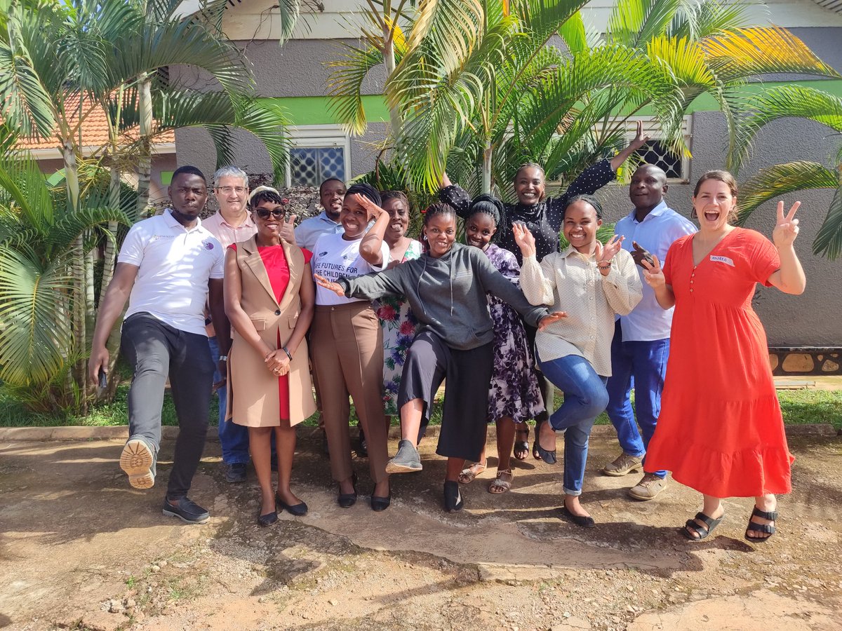 eassigender's tweet image. EASSI, with fellow CSOs, concluded a 2-day training on the implementation of the Human Rights-Based Approach (HRBA) in Uganda.

The knowledge-packed sessions, strengthened participants' understanding of how to integrate HRBA into their work.

#HRBA