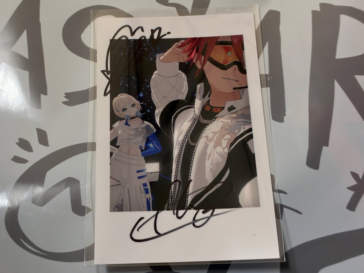 ザスターのライブグッズ来た！ チェキも念願のサイン混入あった！！ 2