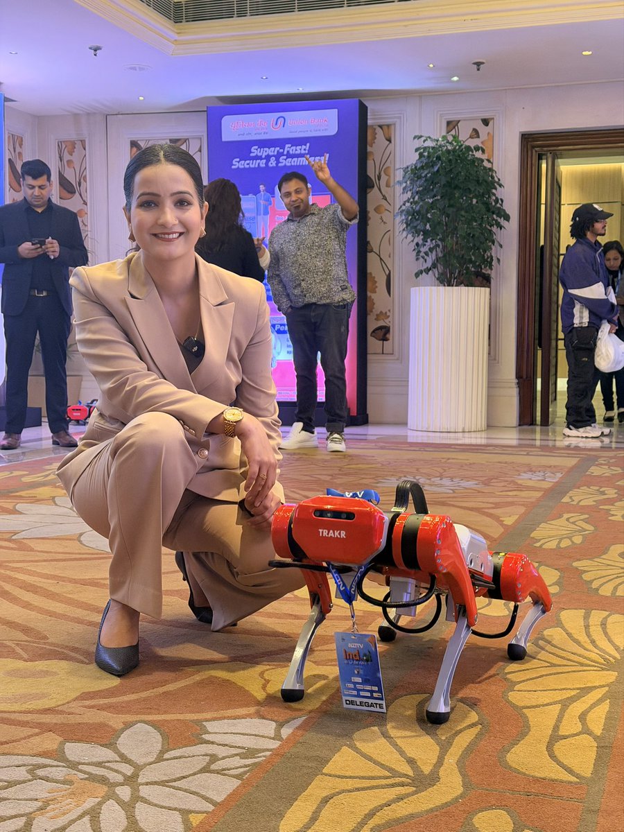 Meenakshi Kandwal मीनाक्षी कंडवाल tweet media