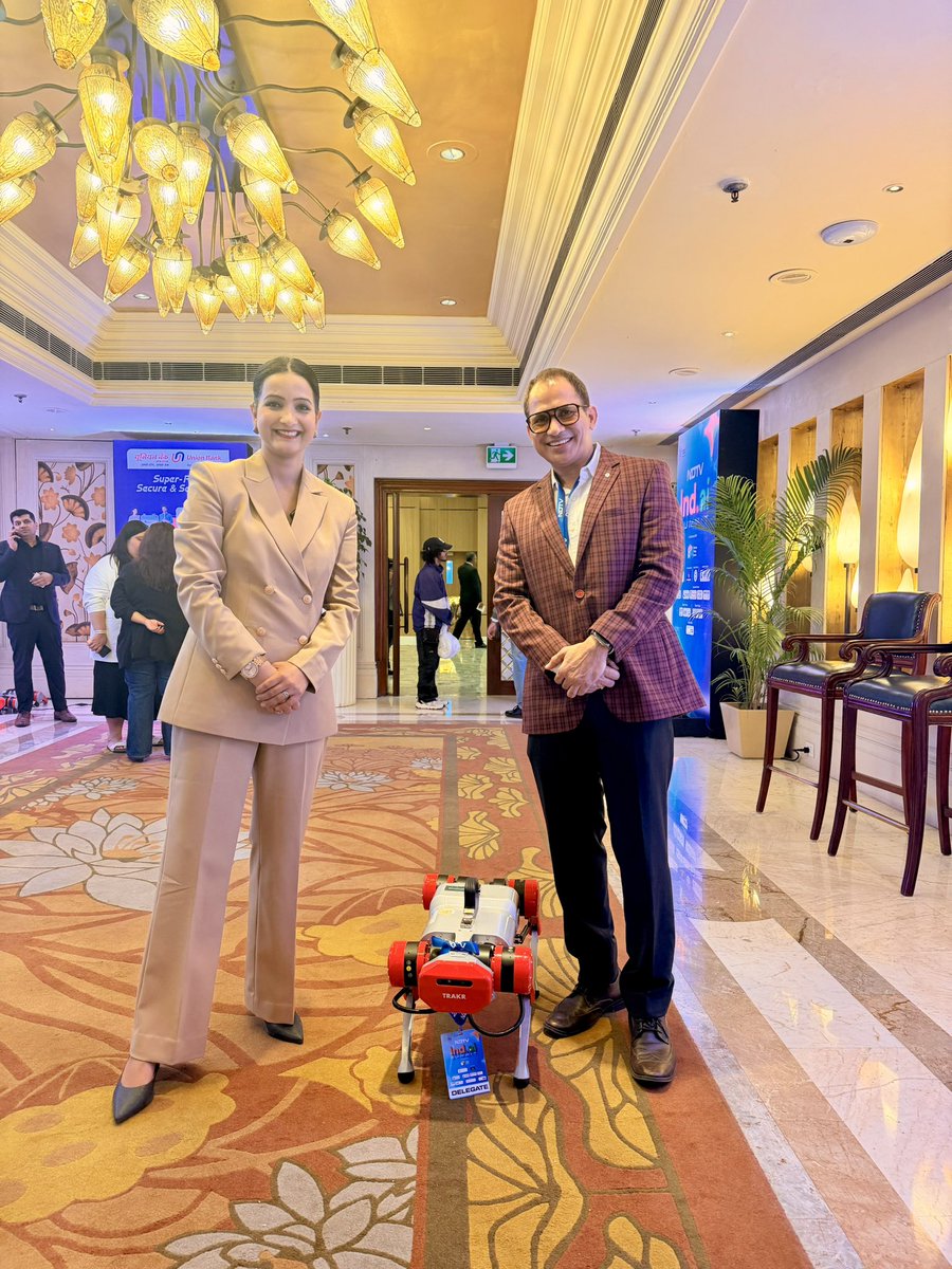 Meenakshi Kandwal मीनाक्षी कंडवाल tweet media