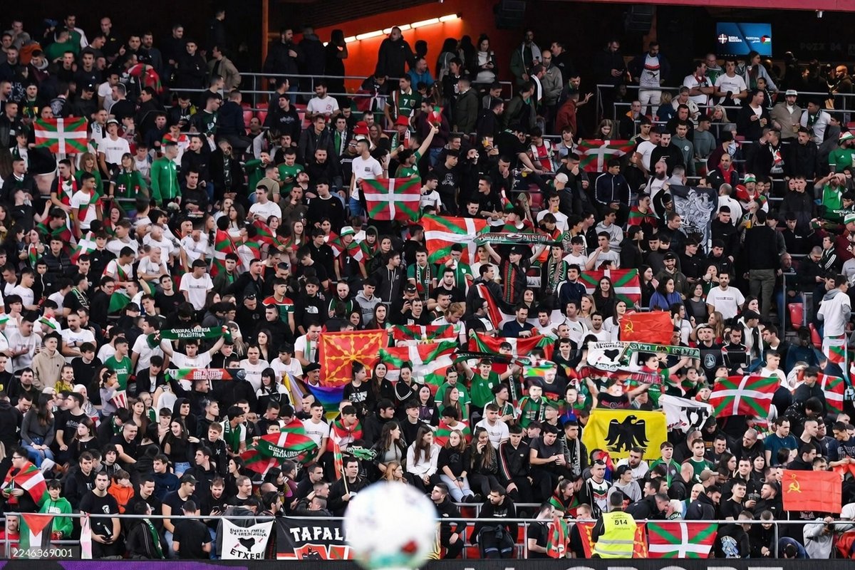 ultras_antifaa's tweet photo. Anti-fascist, Anti-zionist: Basque Country https://t.co/jhOcDF6Rie