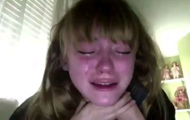 'ถึงแม้พันช์จะโดนดุ แต่เขาก็มีจิตใจที่เข้มแข็งพอที่จะฟื้นตัวได้อย่างรวดเร็ว'

'แทนที่จะสงสารเขา เราหวังว่าคุณจะสนับสนุนความพยายามของเขาในการสื่อสารกับลิงตัวอื่นๆ และการเรียนรู้ระเบียบวินัยจากลิงตัวอื่นๆในกลุ่มของเขา'

พี่เป็นกำลังใจให้น้องพั้นสุดหัวใจ
😭😭😭😭😭😭😭😭😭😭😭😭😭😭