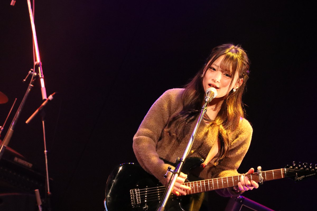 high_osaka's tweet photo. ✧𓂃　　⑧Snow-drop゜　　𓂃✧

耳心地の良い声と演奏に思わず酔いしれました🫶 https://t.co/t0yoOVWLhd