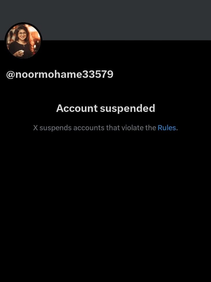 sambavamiruku's tweet photo. Oru peedaiyans ah close panniyachu Innaiku vera yarukita polam guys @heyy_eppudra @Aakashtn49D @UnpaidLawyer18_ #BiggBossTamil9 https://t.co/7KFkaEsrob