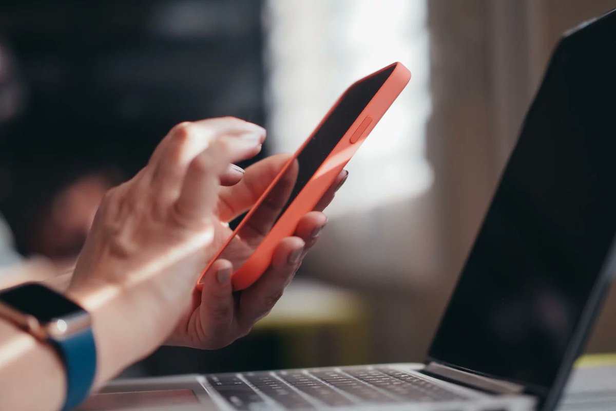 newsbookmobilax's tweet image. Le partage de connexion iPhone ne fonctionne plus ?
Voici les solutions à tester immédiatement.

➡️ newsbook-mobilax.fr/guide-dachat-s… #iPhone #Connexion #Hotspot #iOS