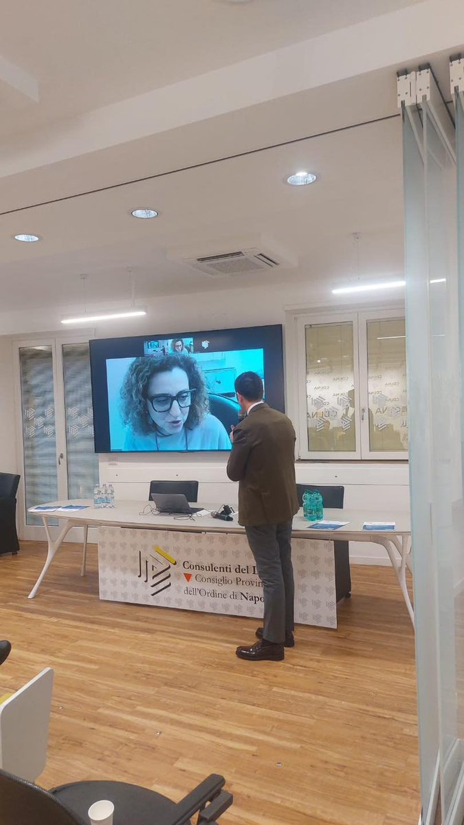 🚀Un successo oltre le aspettative: l'autoimprenditorialità al centro del futuro
Ieri abbiamo vissuto una giornata fondamentale per il mondo del lavoro con una sinergia istituzionale senza precedenti
#ConsulentiDelLavoro #Autoimprenditorialità #RestoAlSud #Microcredito #Invitalia
