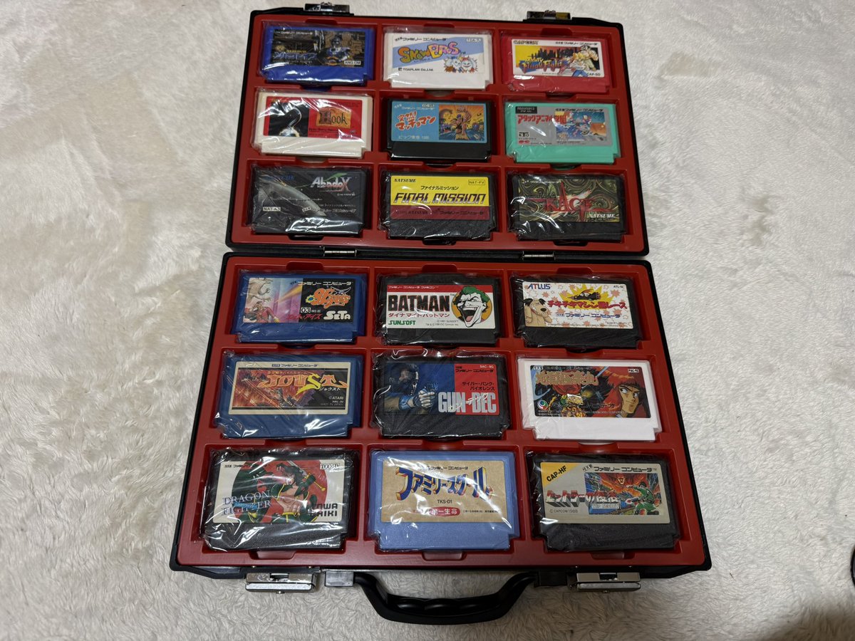 2年ぶりぐらいにアタッシュケースの鍵開けてみた✨ #ファミコン