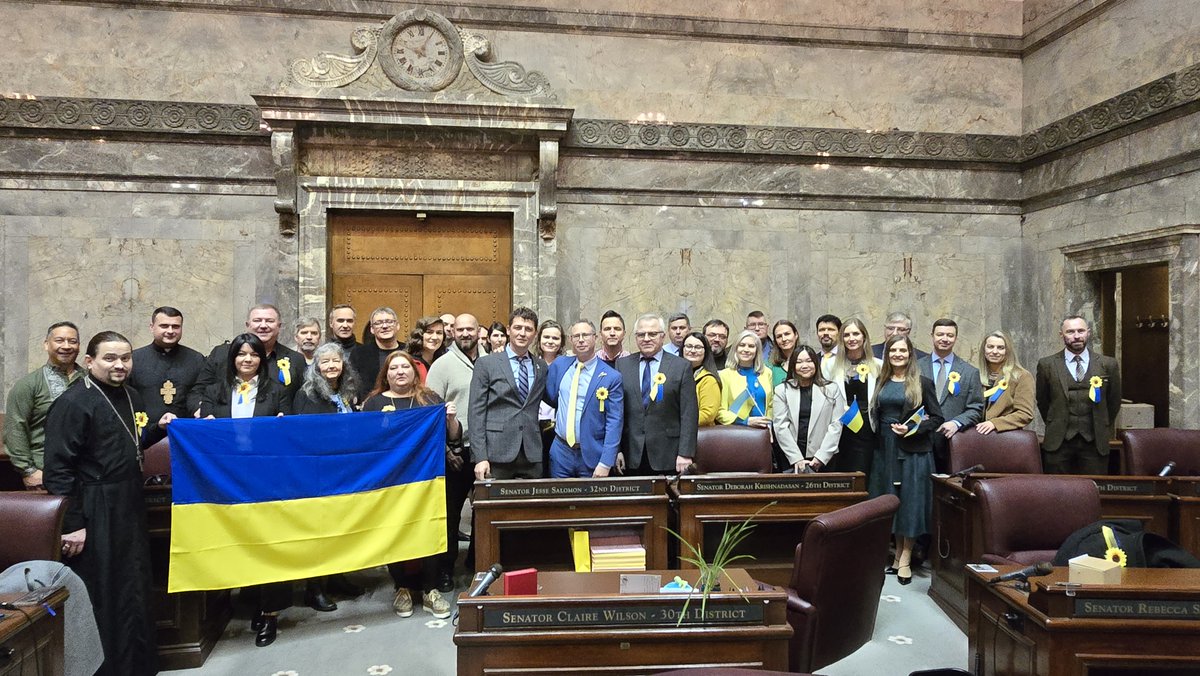 MVasin's tweet photo. I'm honored to witness the #Washington State Senate adopt Resolution 8675 in support of the people of #Ukraine on the eve of the 4th anniversary of the full-scale Russian invasion. I am especially grateful to Senator Jesse Salomon, who initiated this bill: https://t.co/cEBGMX6NFR https://t.co/1FEhhzCul1