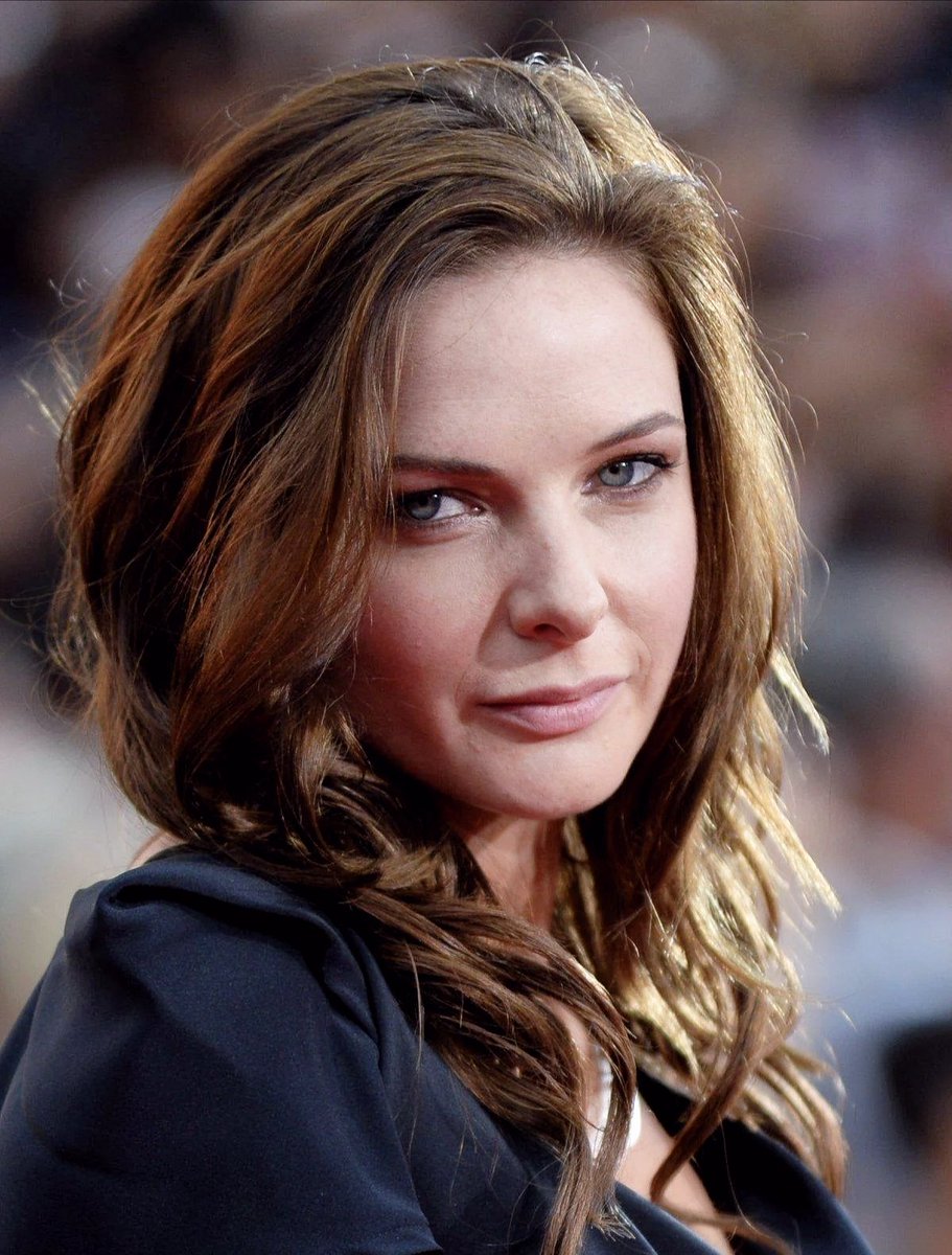 rebecca ferguson eyes telling secrets