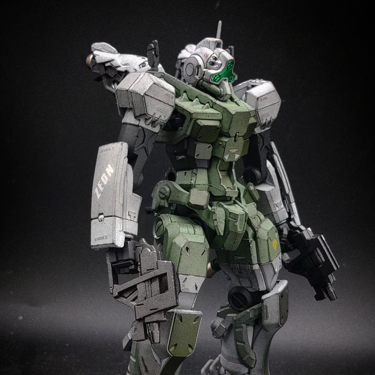 GuP66183008's tweet photo. 「ここに4機の量産機があるじゃろ？好きなのを選ぶんじゃ」
#量産機集まれ https://t.co/A8TCu1xSav