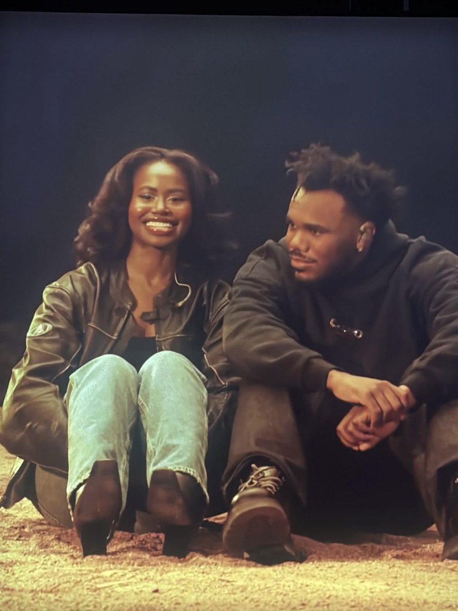 momoboyd tweet media