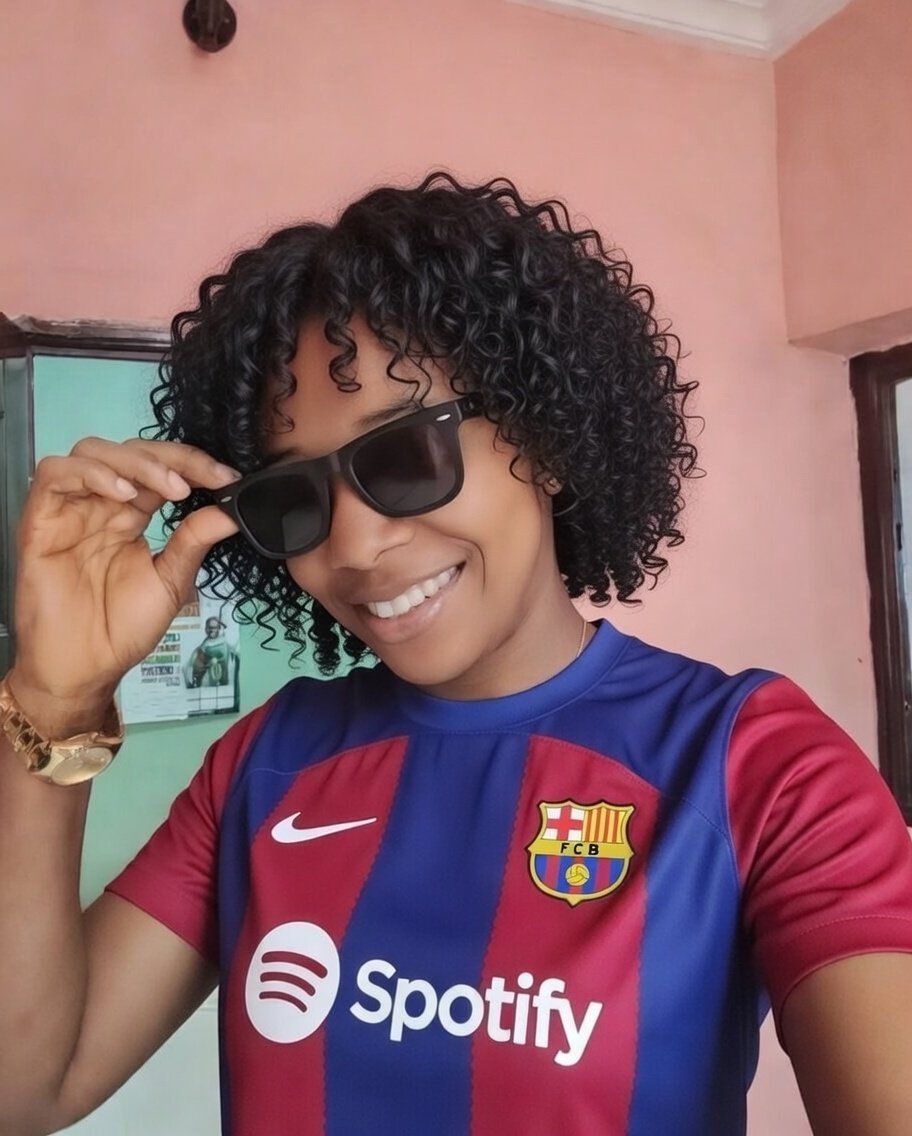 Buenos Días Amigos de White Queen 👑 
Proudly A Nigerian Barcelona fan 💙♥️
Have a beautiful and successful day 🔥