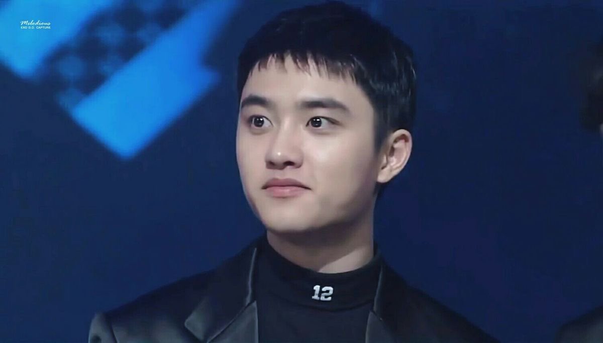 엑소 연차 높다고 각자 개성있는코디? No. 안됩니다 몬스터 때 입은 등번호 목티 부활해야합니다 신인처럼단체복만 입을것을주장합니다