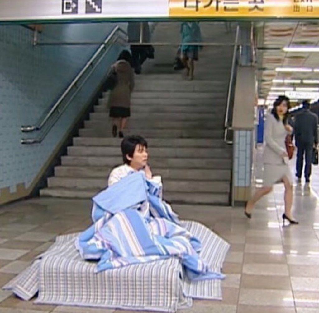 mmmmmgggggmmm's tweet image. 곧 자취방 이사, 독립하는 여자들 많이 잇으시죠

자취 5년차이자 이사 3번 다닌 여자가 알려주는 좁은 원룸템(3~5평) 타래
천천히 적어보겟습니다…🏠