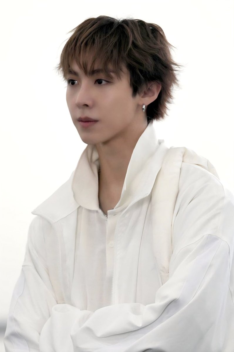 ㅤ
ㅤㅤ💙【 #WE4EVER 】

𝅘𝅥𝅯 The song is out now, and Jay hyung stepped in to produce it. It's vibey yet bold, sweet yet not overdone, esa es la vibra, energía real para ustedes. It's released alongside the menu, so you can feel the experience. Let’s make this era loud!
ㅤ