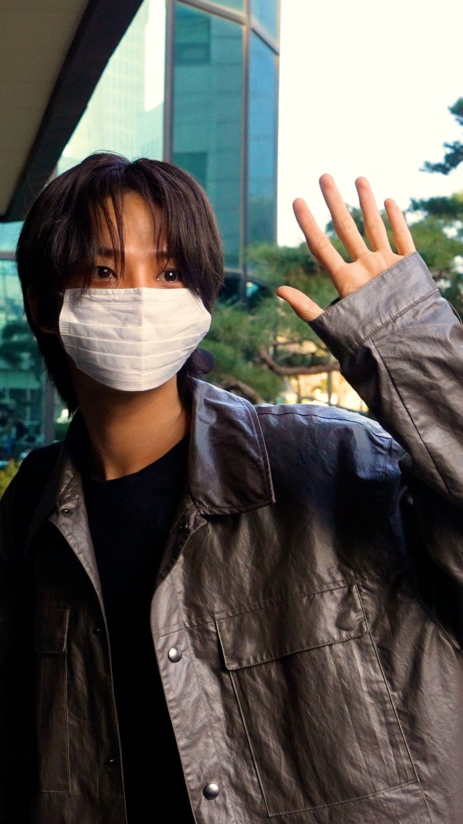 kbsworld_enter's tweet image. [줌인캠] #POW #파우 #ComeTrue #컴트루 #뮤직뱅크출근길

POW (파우) 뮤직뱅크 출근길

🎥영상 촬영일
260206, 260213

youtube.com/shorts/YJBPJuF…