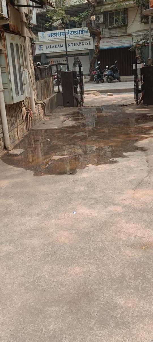 Thingsmaker27's tweet photo. @mybmcWardRN @mybmc Still problem remains the same

No action have been taken yet.

@mybmcWardRN - its a very big issue. Please consider on priority. https://t.co/5c1WiCnKBu