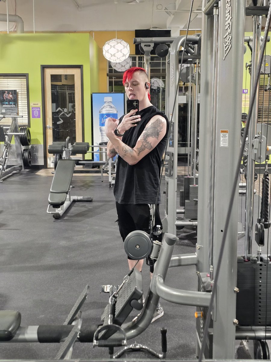 A moment for the fresh mohawk