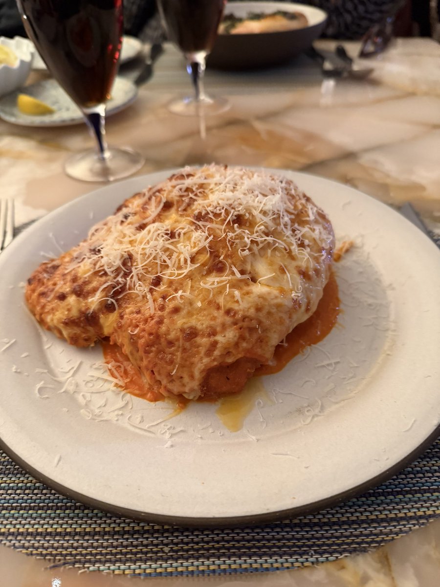 SherryPluskota's tweet photo. Scratch my last tweet.... a late dinner at Lago was def a perfect way to end our day!
#soooooGood @Bellagio https://t.co/aCEigNLwBV