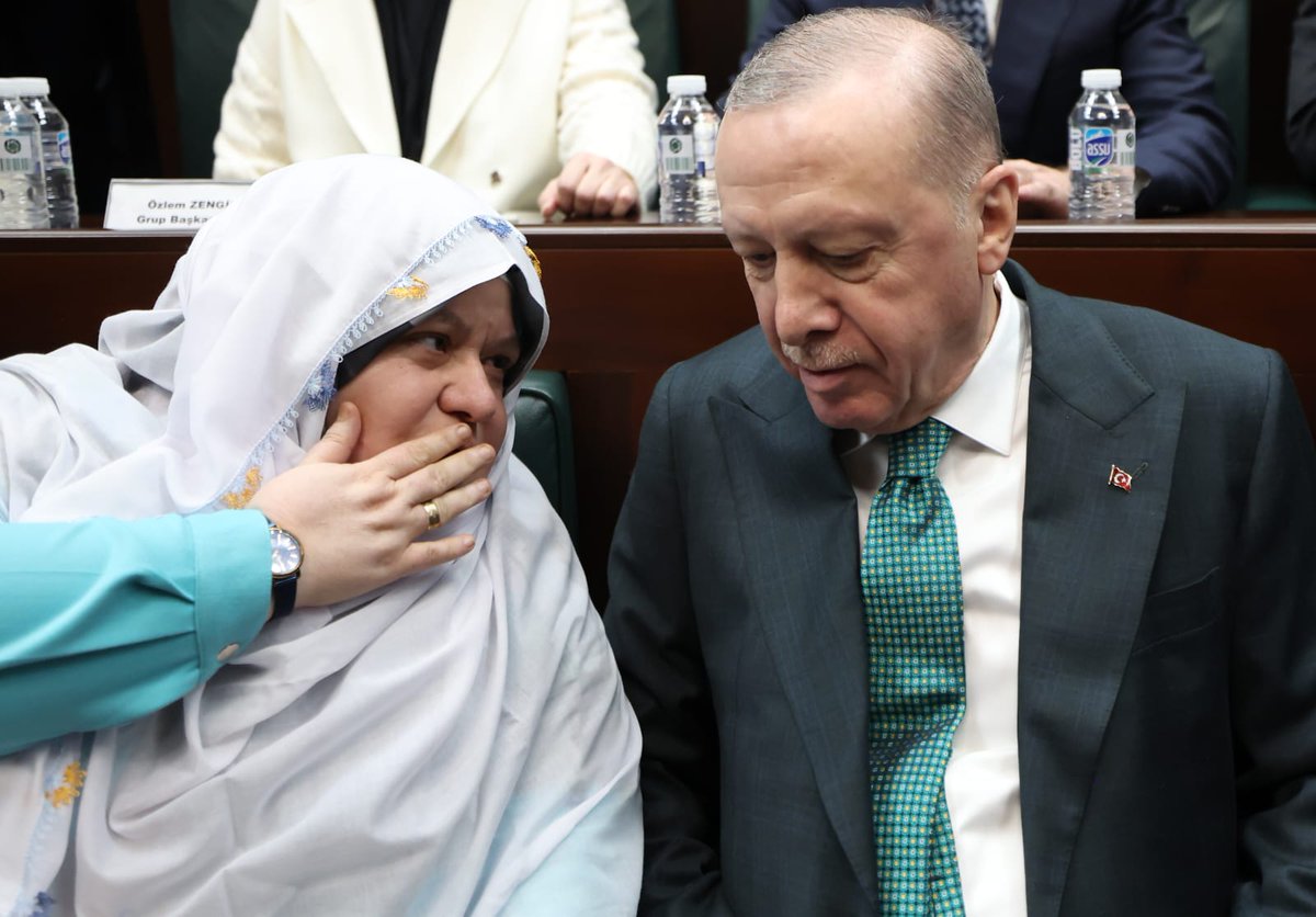 <a href="/Akparti/">AK Parti</a> <a href="/ulkercannn/">Ülker Can</a> <a href="/EmineNurGunay/">Prof.Dr.Emine Nur ÖZKAN GÜNAY🇹🇷</a> <a href="/Ahmet_Davutoglu/">Ahmet Davutoğlu</a> <a href="/AKKADINGM/">AK Parti Kadın Kolları</a> <a href="/AKEskisehir26/">AK Parti Eskişehir</a> <a href="/ProfDrAGurcan/">Ayşen Gürcan</a> <a href="/eskisehirbb/">Eskişehir Büyükşehir Belediyesi</a> <a href="/pturhanoglu/">Av. Pınar TURHANOĞLU</a> <a href="/zynpgns26/">Zeynep GÜNEŞ AKGÜN</a> 7-İpsiz-sapsız birinin saçmalaması ile kamuoyunun önüne çıkan başka bir güçlü karakter <a href="/TRmihalgazibel/">Mihalgazi Belediyesi</a>  Başkanı Zeynep Güneş Akgün hanımefendinin üç dönem Belediye Başkanlığı yapması kimseyi yanıltmasın.

Büyükşehir Meclis toplantılarında “Reis Beyi ve <a href="/Akparti/">AK Parti</a> 'yi” savunmasına