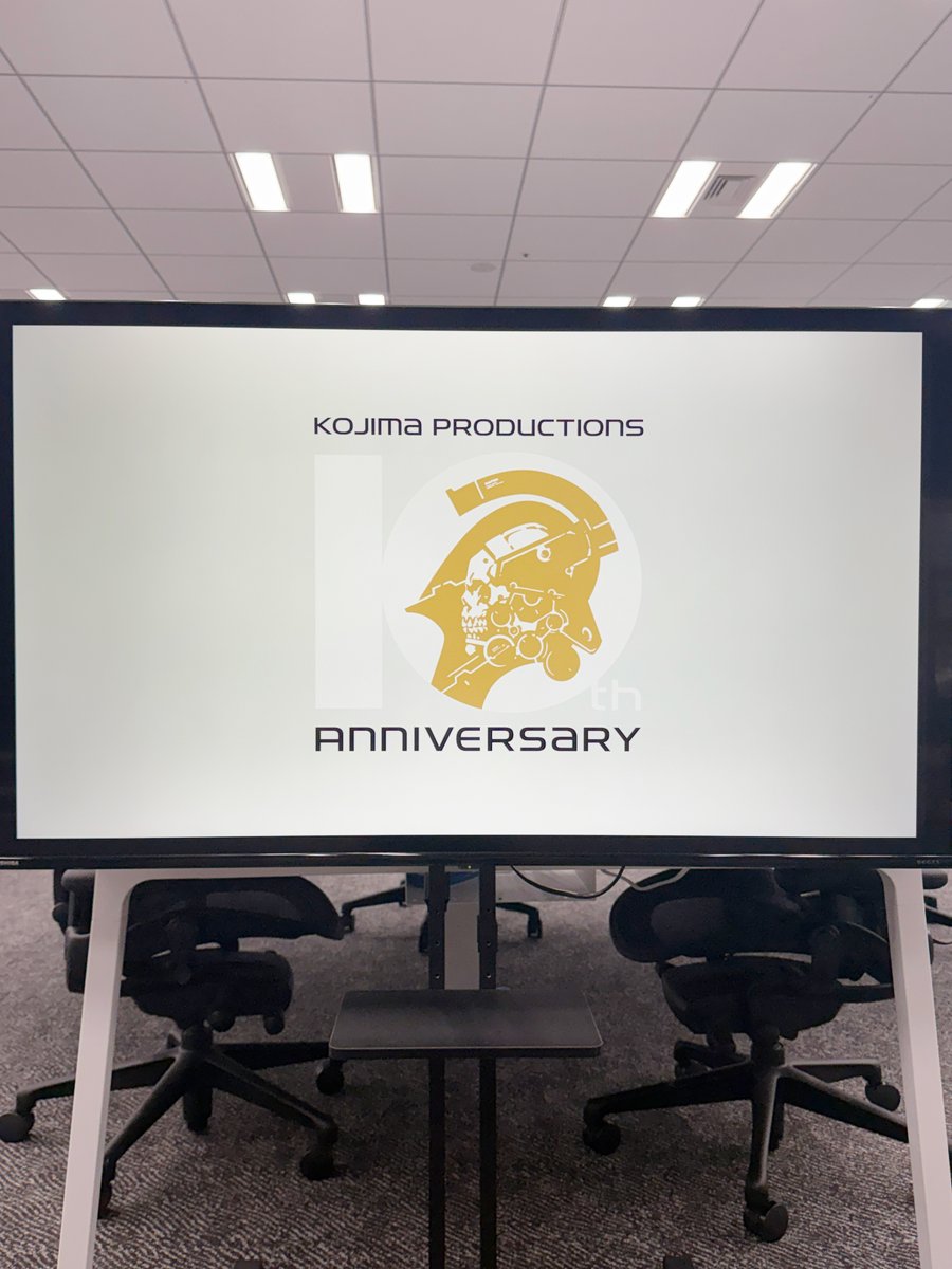 KOJIMA PRODUCTIONS tweet media