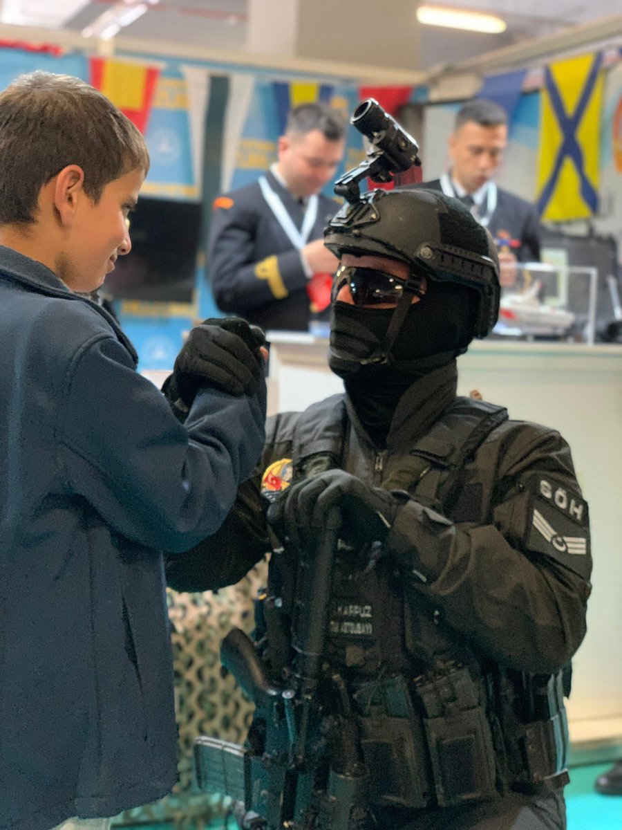 Güç, Cesaret, Güven...
Aziz milletimizden aldığımız güçle daha güçlüyüz…

#SÖH
#SahilGüvenlik
#CoastGuard