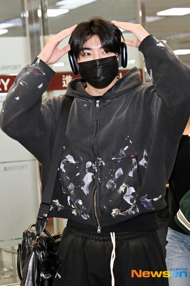 【PHOTO】ZEROBASEONE、日本でのアンコール公演を終えて韓国に到着（動画あり）
kstyle.com/article.ksn?ar…

#ZEROBASEONE #ZB1