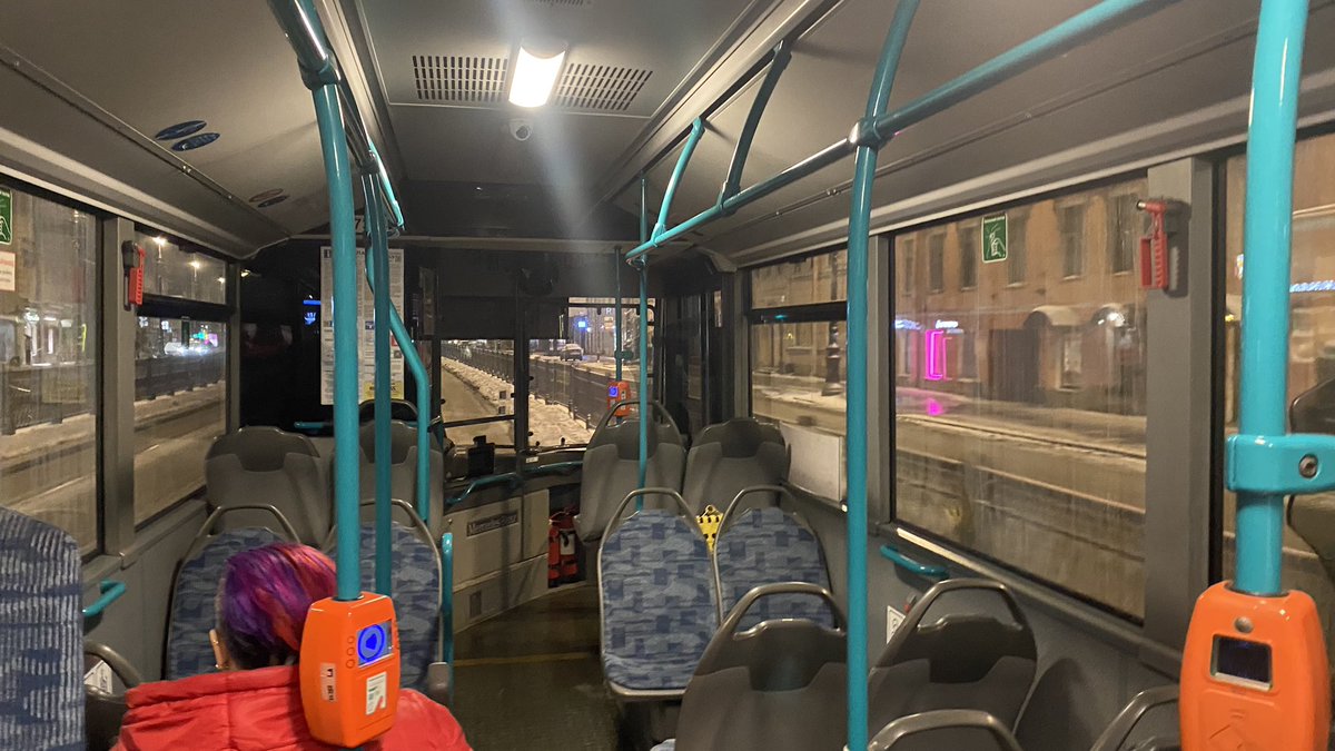 миша и автобусы tweet media