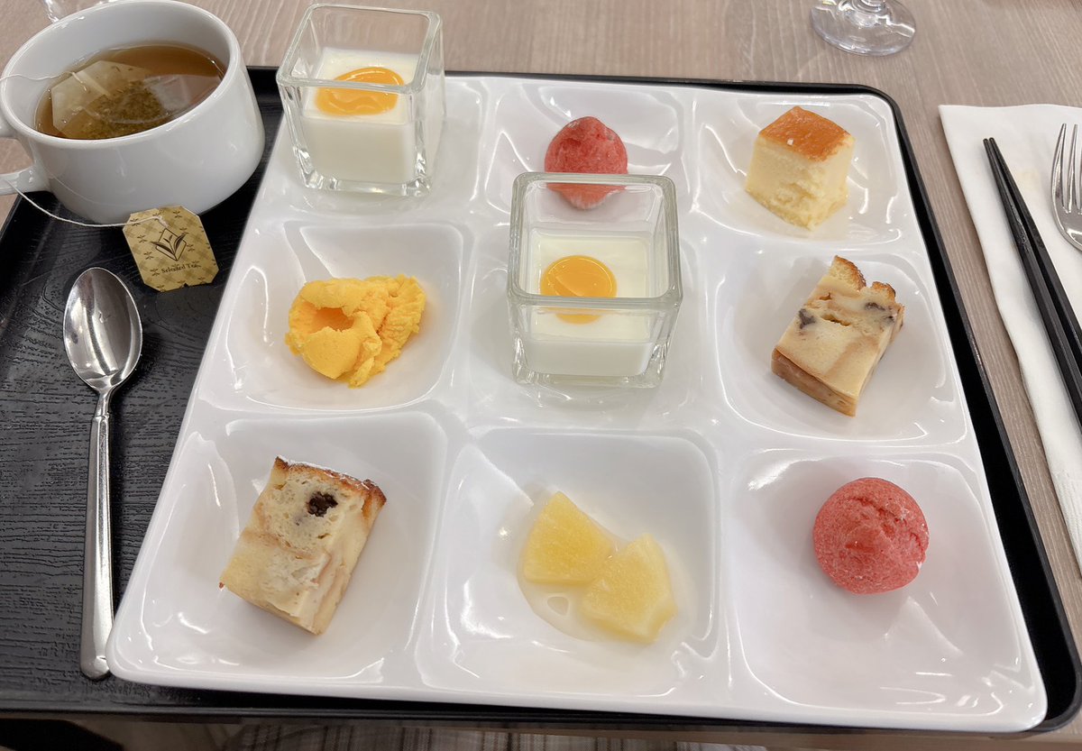 tryze_odori's tweet photo. トライズ大通、7周年✨
今日は利用者さんとビュッフェへ🍽️

笑顔あふれる時間になりました😊
参加できなかった皆さんも、いつもありがとうございます。

※掲載許可あり📷
#就労移行支援 #就労移行支援事業所 #就労支援トライズ大通 #トライズ大通 #札幌 https://t.co/8xgU6u541J