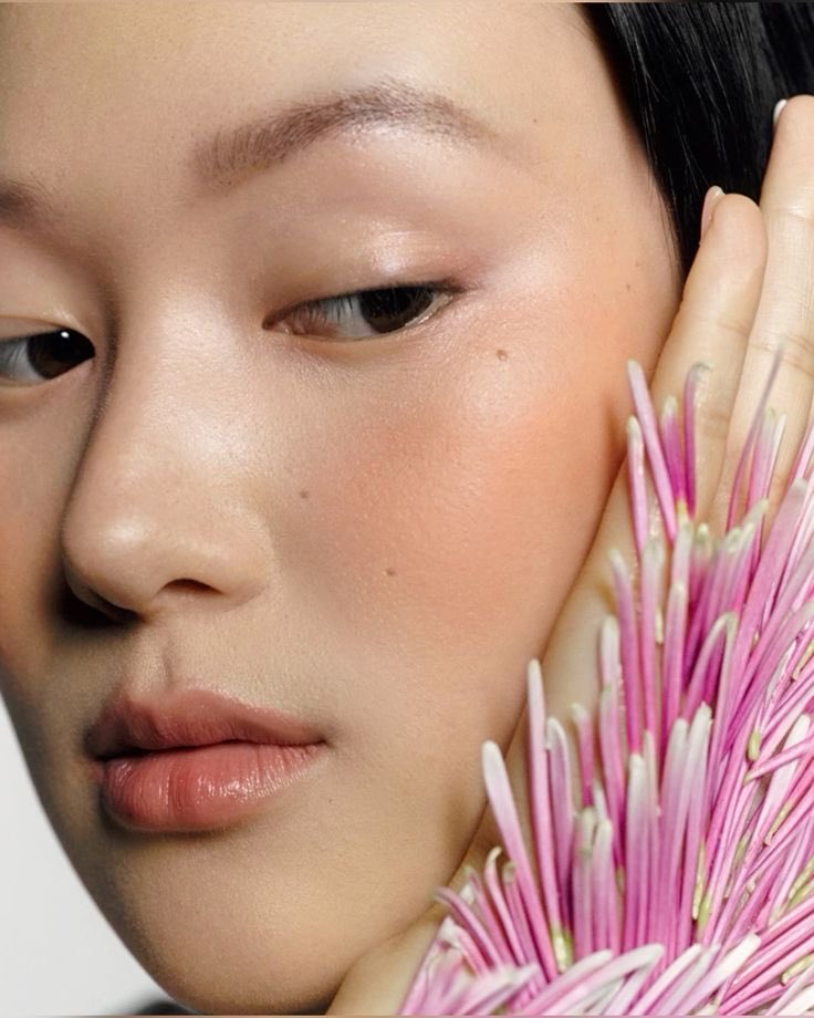 aloverofmay's tweet image. 화보천재 하예린